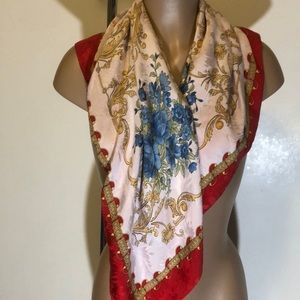 Lovely FABRIS Venezia 💯% silk Scarf “34X35”